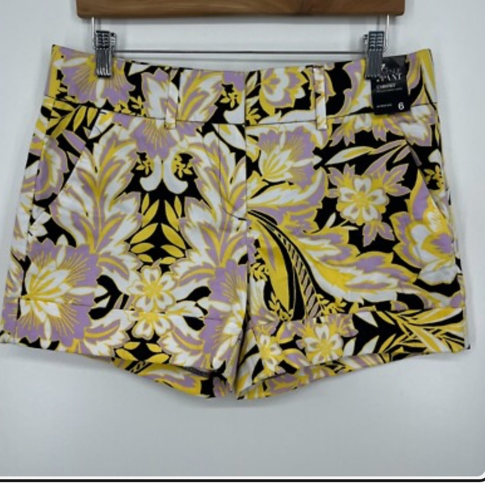 Floral Print Womens Shorts in Yellow & Lilac - Size 4